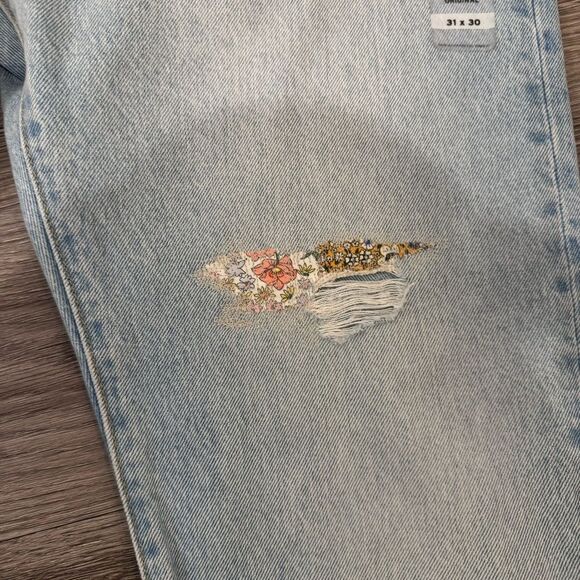 LEVI'S 501 Women's Original Fit Jeans - She's Crafty- size 31x30 - Picture 5 of 9
